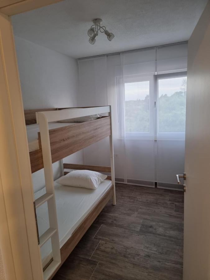 Aksa Residences Vir Eksteriør bilde